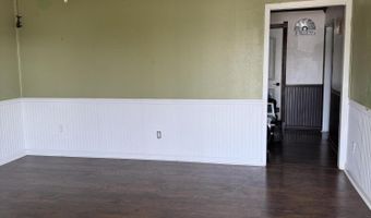 106 E 14th St, Abernathy, TX 79311
