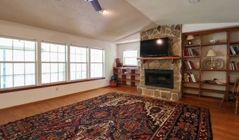 407 Lakeshore Dr, Bainbridge, GA 39819