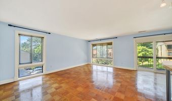 7 CROSS KEYS Rd 7E, Baltimore, MD 21210