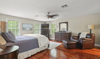 5 Lancaster Ln, Bourne, MA 02532
