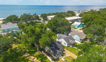 1467 Wilkes Ave, Biloxi, MS 39530