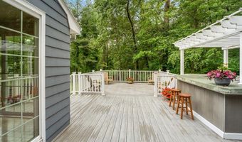 11 Farrwood Dr, Andover, MA 01810