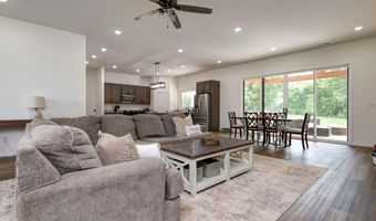 21696 Lawrence 1230, Aurora, MO 65605