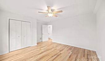 7 Berry Crest Ln, Arden, NC 28704