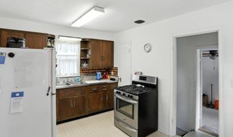 95 S 11th Ave, Beech Grove, IN 46107