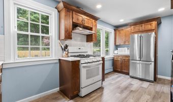 265 Jennings Ave, Bridgeport, CT 06610