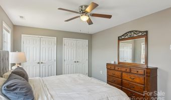 1110 Lynwood Forest Rd, Arden, NC 28704