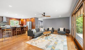 706 23rd St SW, Austin, MN 55912