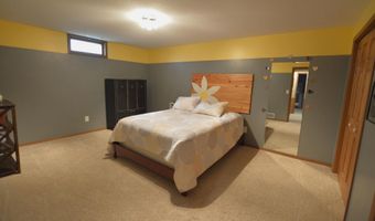 2214 SE 14th Ave, Aberdeen, SD 57401