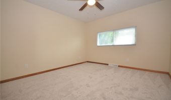 625 Hillman Rd, Akron, OH 44312