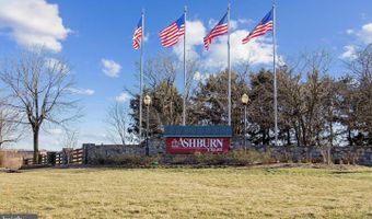 44152 NATALIE Ter 201, Ashburn, VA 20147