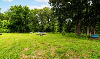 1275 Highway Dd, Ava, MO 65608