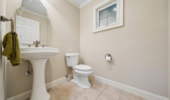 32 Crows Nest Ln 28, Danbury, CT 06810