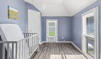 319 NE 6th St, Abilene, KS 67410