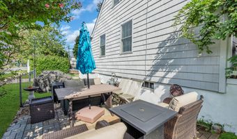 322 16th Ave, Belmar, NJ 07719