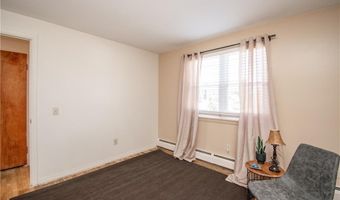 70 Carroll Ave 510, Newport, RI 02840