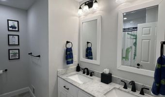 34 Green Meadow Blvd, Middletown, NJ 07748