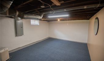 215 N Turner Rd, Austintown, OH 44515