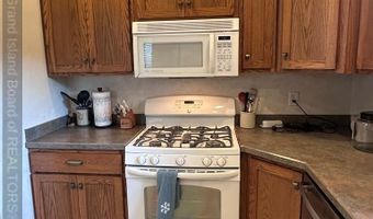 709 N St, Aurora, NE 68818