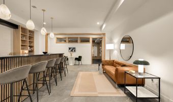 6916 CARMICHAEL Ave, Bethesda, MD 20817