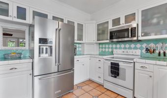 20 Park Dr 6, Bal Harbour, FL 33154