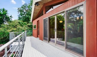 7460 Fair Oaks Dr, Amberley, OH 45237