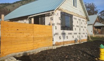 204 N WALNUT St, Bingen, WA 98605