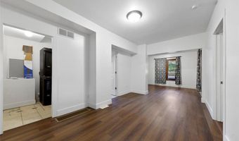 302 S Renville St, Winthrop, MN 55396