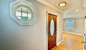 52 Bedlow Ave, Newport, RI 02840