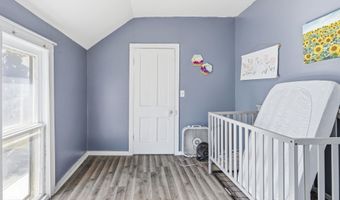 319 NE 6th St, Abilene, KS 67410