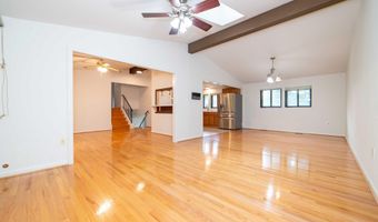 7814 WENDY RIDGE Ln, Annandale, VA 22003