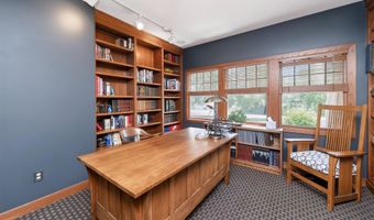 33943 Mill Creek Dr, Adel, IA 50003