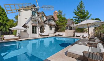 14 St Mary's Ln, Amagansett, NY 11930