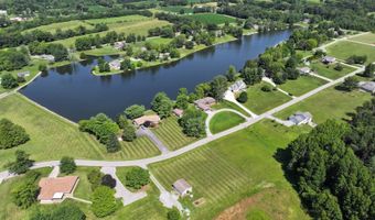 106 Flower Dr, Albion, IL 62806