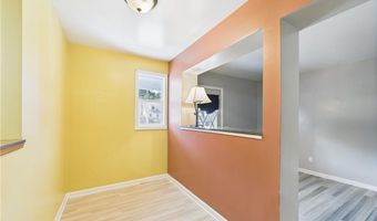 85 Pilgrim Dr, Warwick, RI 02888
