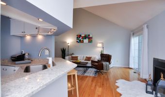 4471 Hillside Ct, Ann Arbor, MI 48105