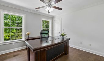 10514 E Brainerd Rd, Apison, TN 37302
