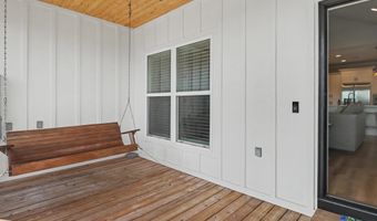 4059 Robin St, Bay St. Louis, MS 39520