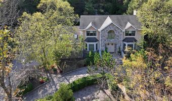 191 Cherry Ln, Airmont, NY 10952