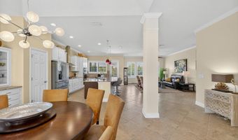 6903 Crestpoint Dr, Apollo Beach, FL 33572
