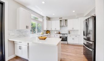 3631 Via Bernardo, Oceanside, CA 92056
