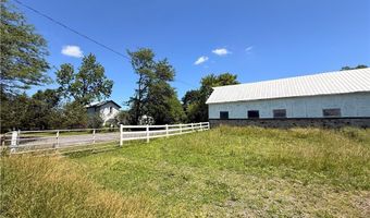 13123 Main Rd, Akron, NY 14001