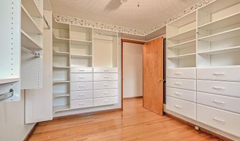 879 NE Wayne Ave, Abingdon, VA 24210