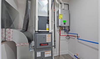 2010 Green Acres Dr, Adrian, MI 49221