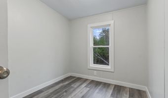 52 Guptill Rd, Belgrade, ME 04917