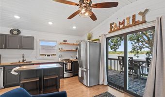 546 Lakeshore Cir, Annandale, MN 55302