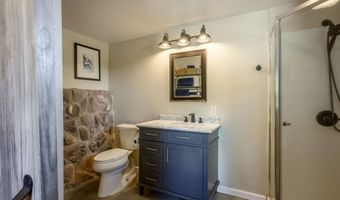 438 Carson Rd S, Carson, NM 87515