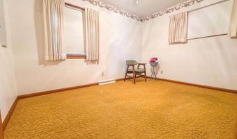 2124 D Ave E, Bismarck, ND 58501