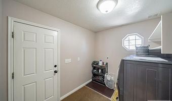 1459 S Windsor Dr, Ammon, ID 83406