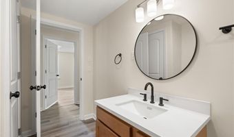 180 Broadway St, Austin, IN 47102